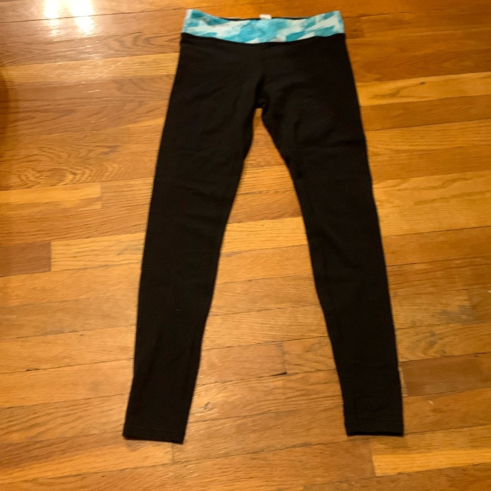 Ivivva girls black leggings with blue waistband